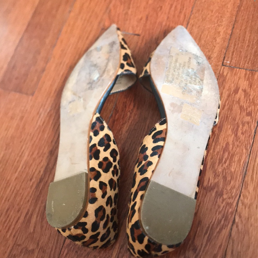 Leopard print pointy flats, size 9. - Picture 4 of 4